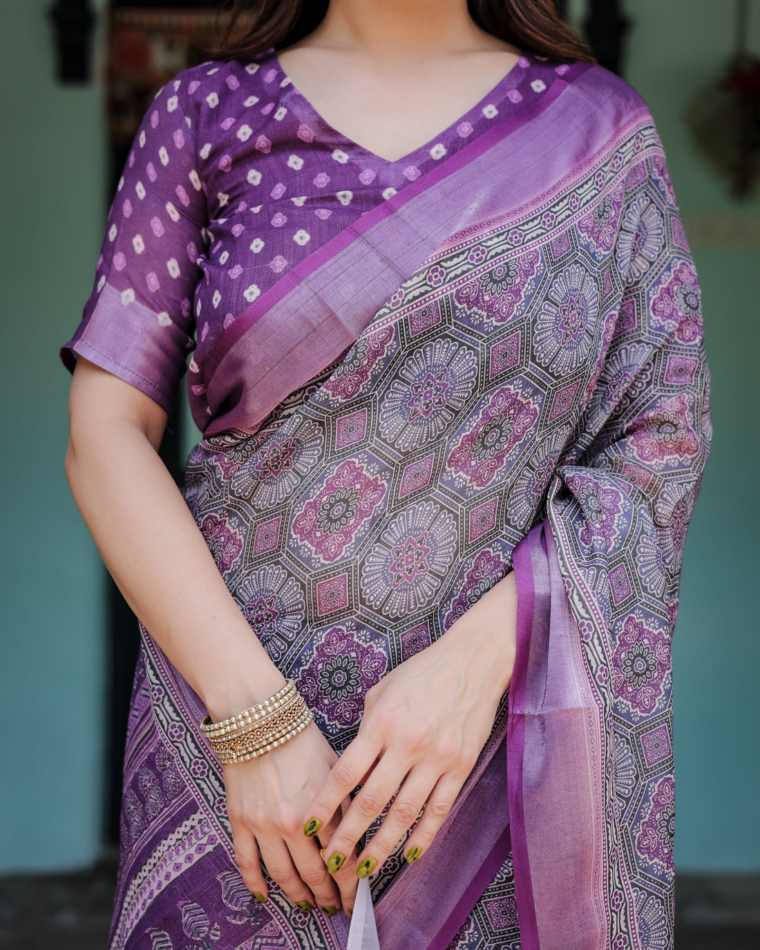 Elegant Purple Cotton Linen Saree with Geometric Motif