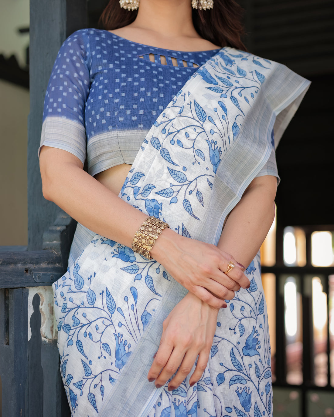 Blue and White Floral Pure Cotton Linen Saree
