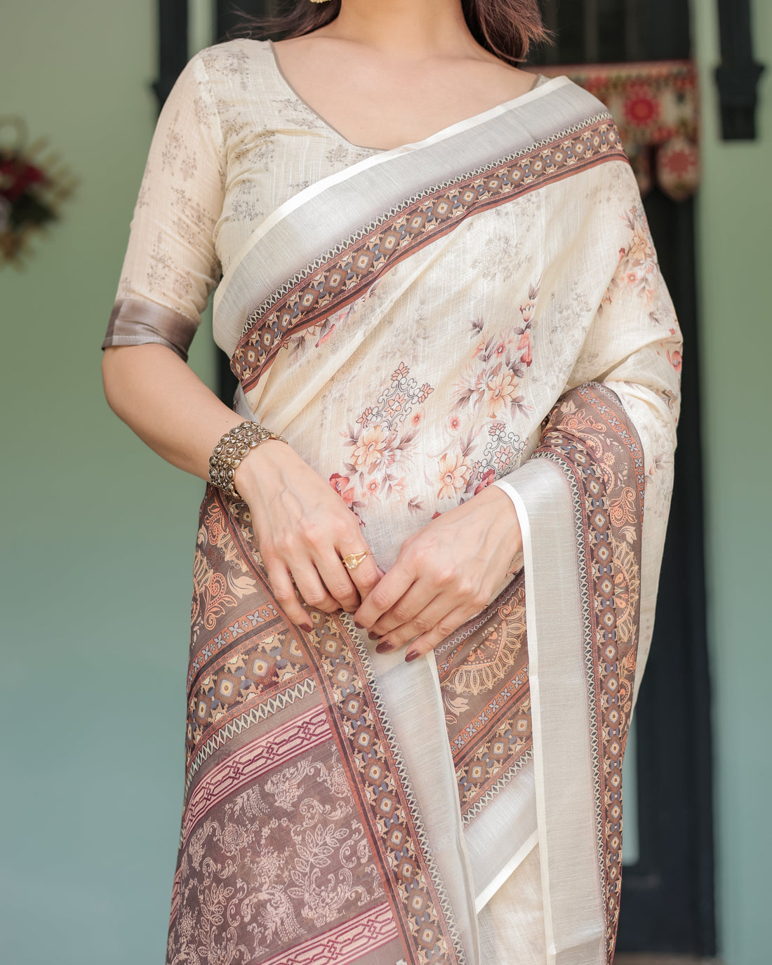 Cream and Brown Floral Print Pure Cotton Linen Saree
