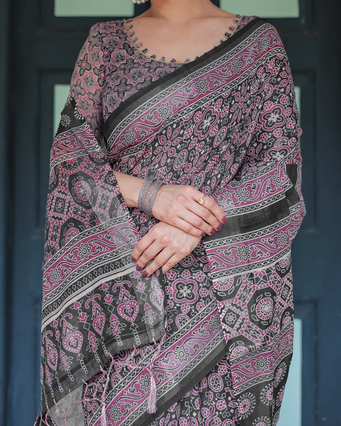 Black Pure Cotton Linen Saree with Pink Striped Pallu