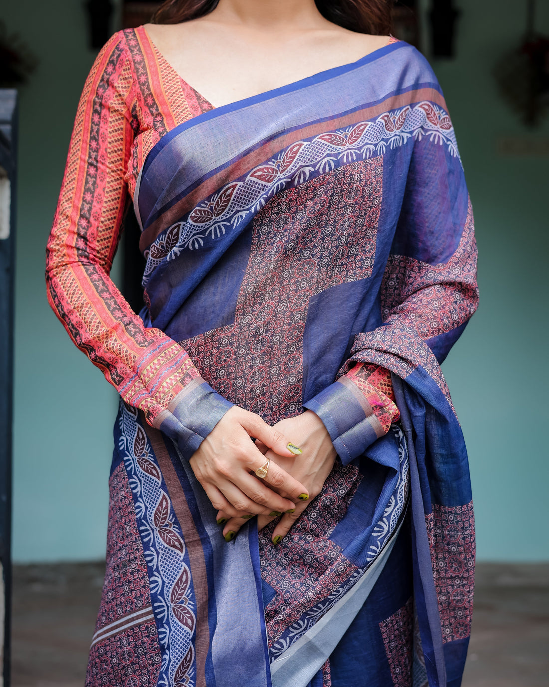 Navy Blue & Red Pure Cotton Linen Saree with Blouse