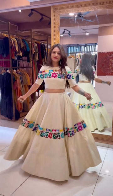Off-white kora cotton Navratri lehenga choli with 4-metre flare, twirl view