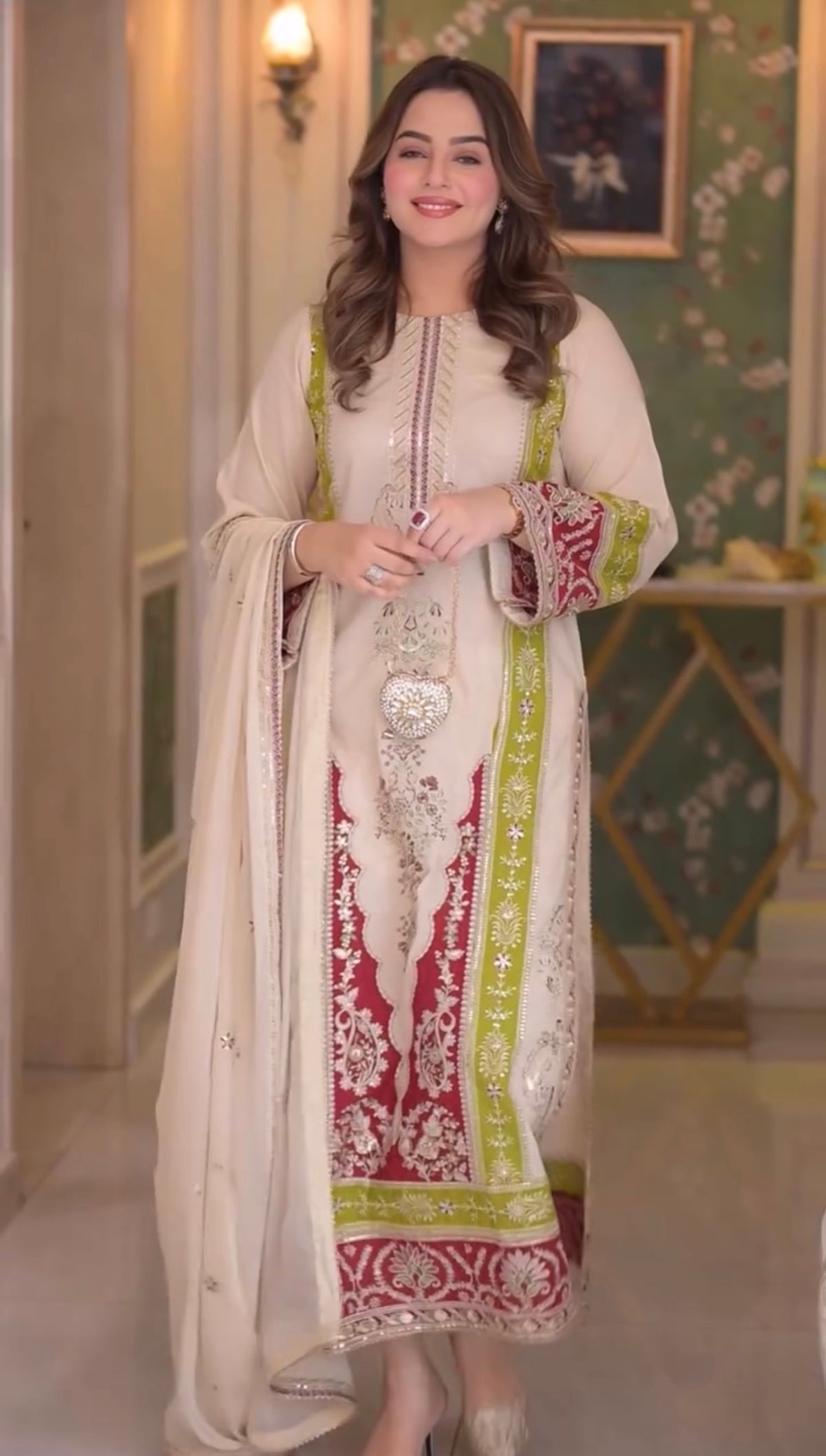 Cream Roman Silk Kurta Pant Set with Dupatta, view 3