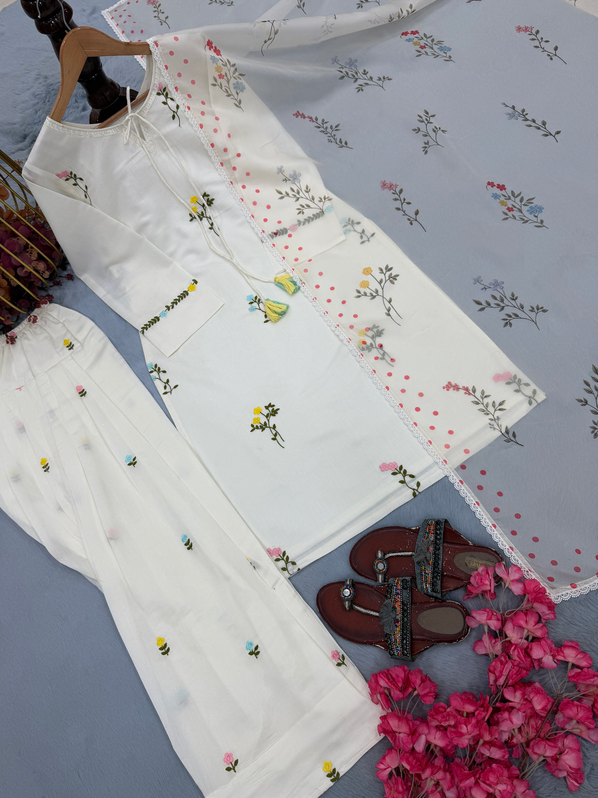 Off-White Mul Chanderi Kurta Farshi Set, view 7