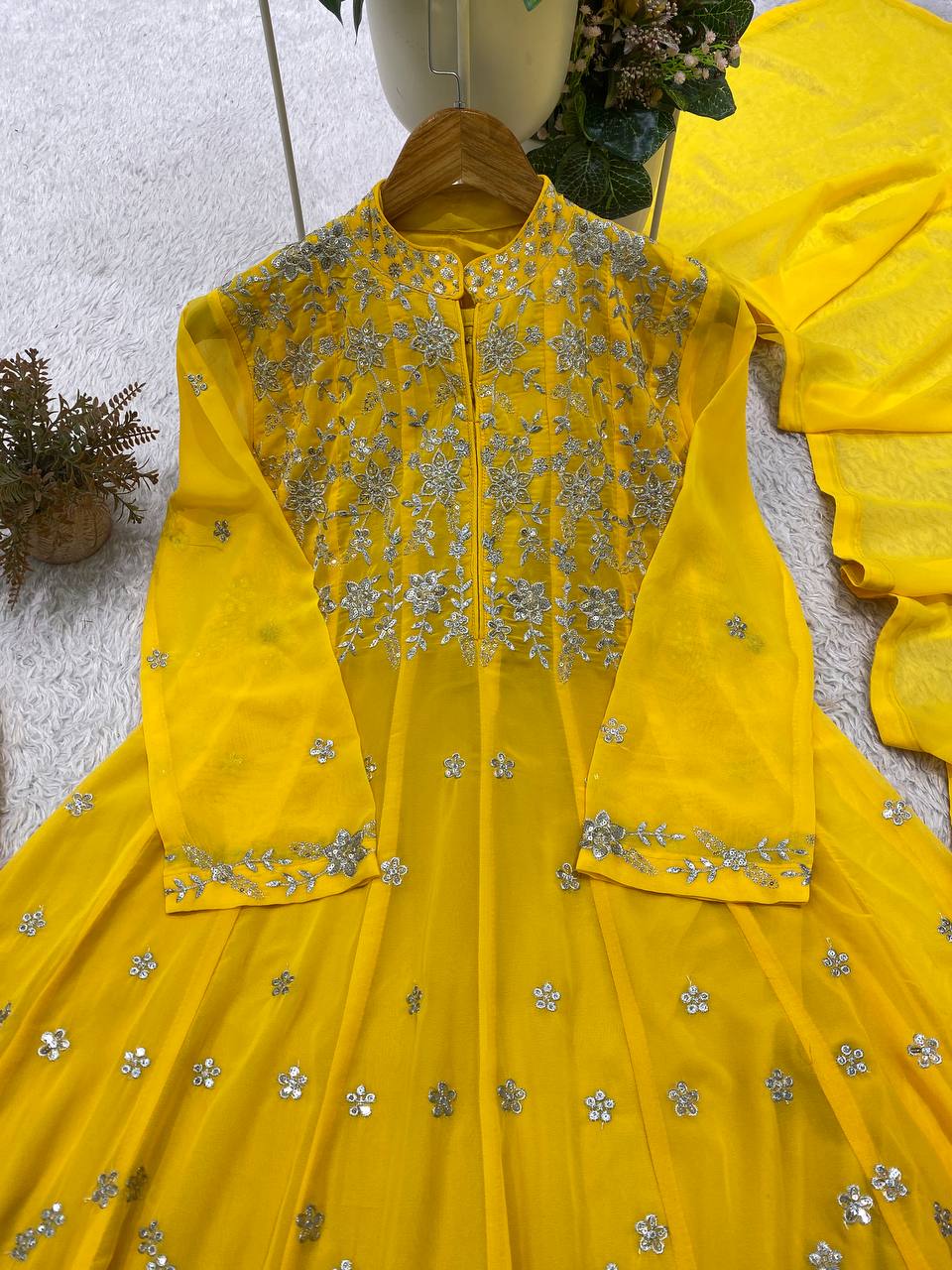 Yellow Georgette Sequin Kurta Pant Set, view 3