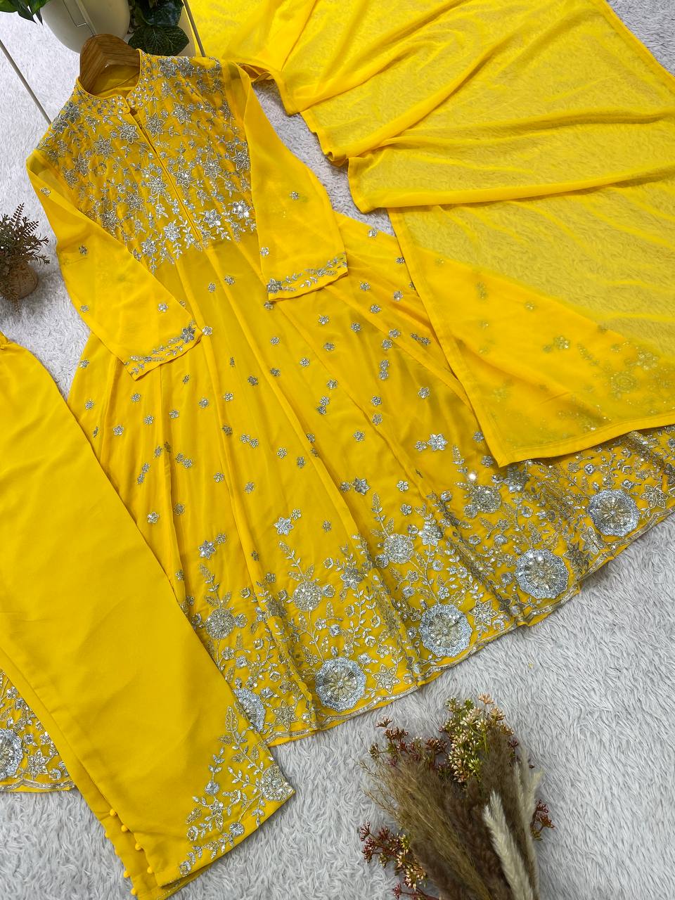 Yellow Georgette Sequin Kurta Pant Set, view 4