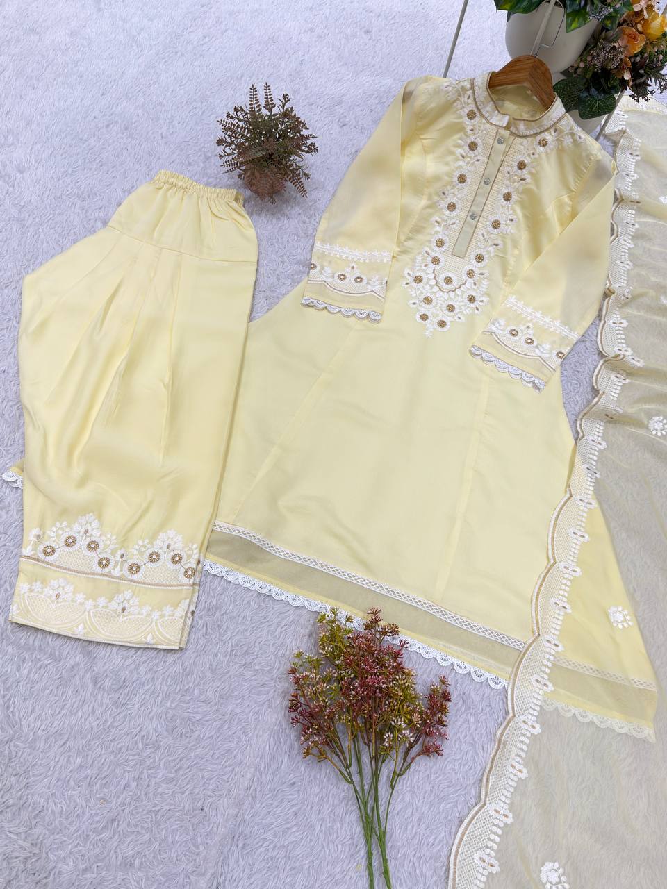 Butter Yellow Roman Silk Embroidered Kurta Salwar Set, view 6