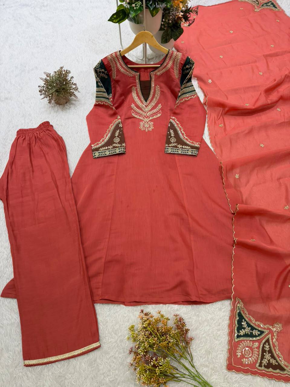 Coral Mul Chanderi Sequin Kurta Palazzo Set, view 4
