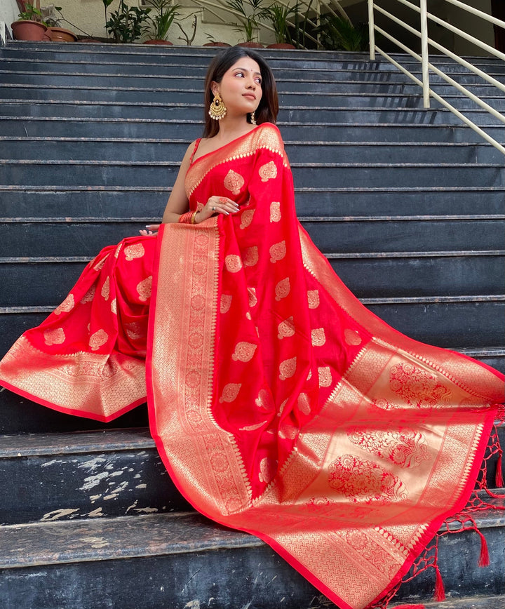 Red and Pink Color Zari Golden Weaving Rich Saree
