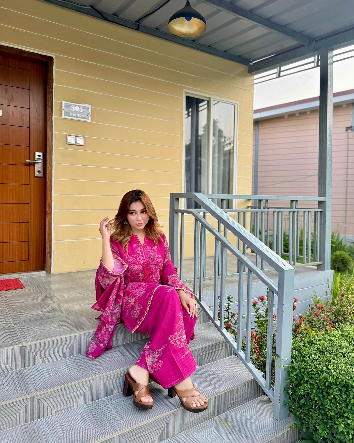 Pink Salwar Suit Features a Georgette Kurta And Farshi Pants Set