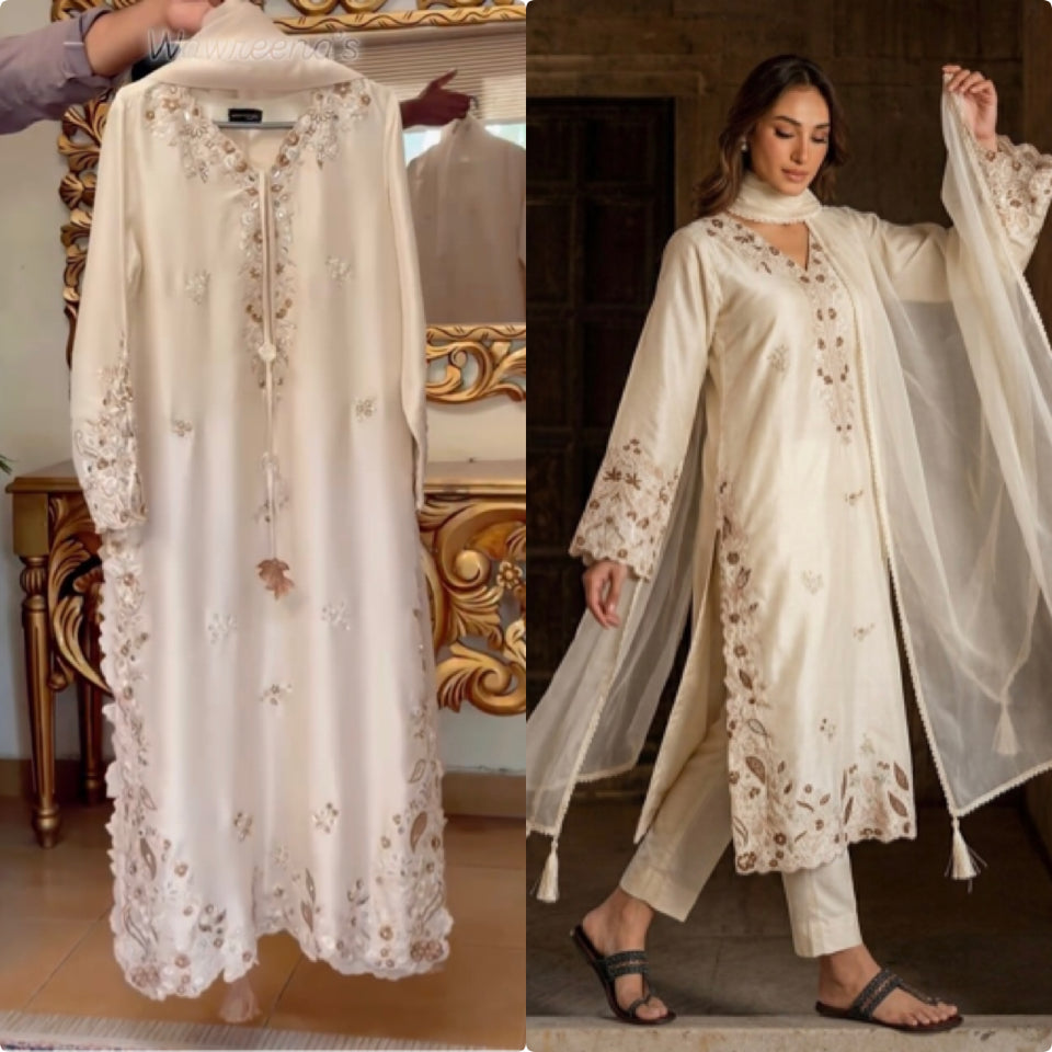 Off-White Embroidered Roman Glass Kaftan Kurta Set with Organza Dupatta