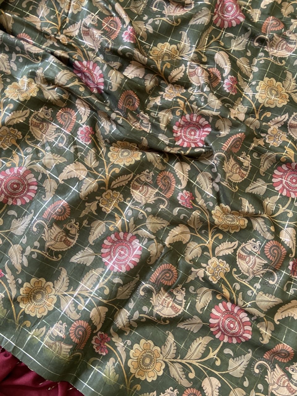 Green Semi Tussar Silk Floral Checks Saree, view 4