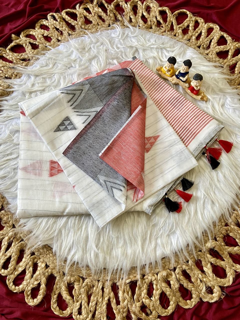 White Bengali Cotton Triangle Weave Saree, view 2