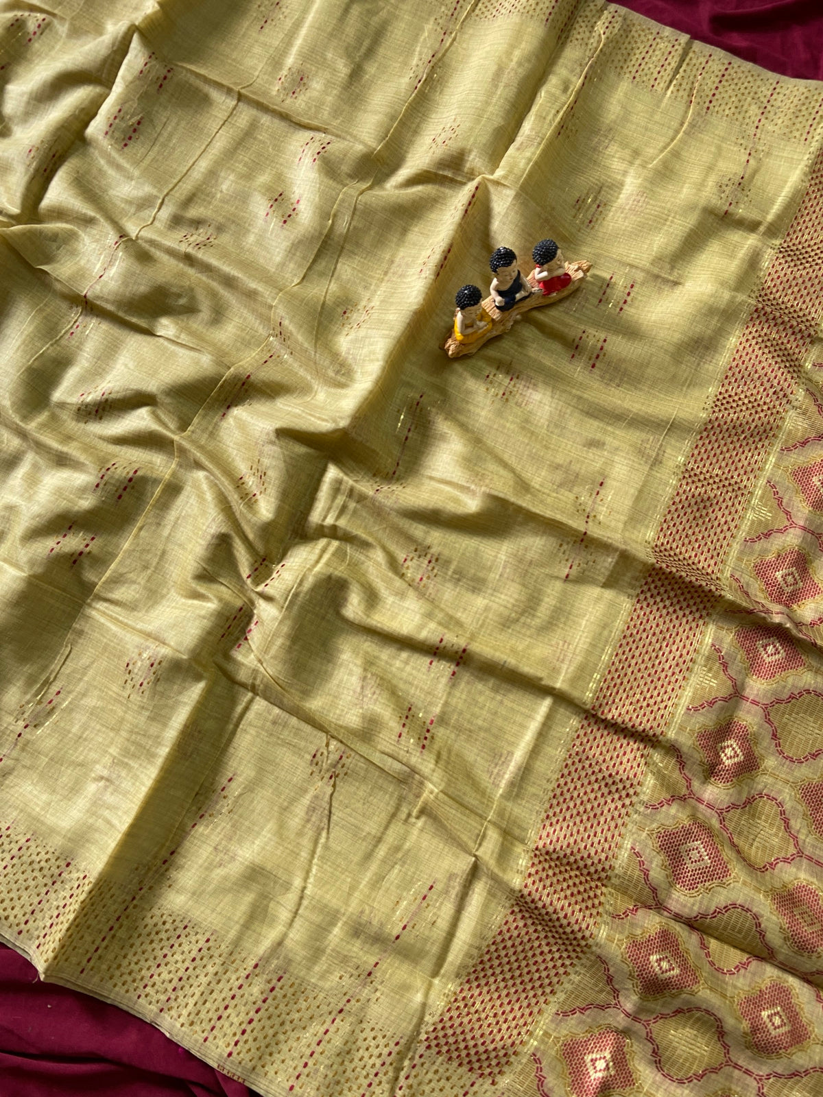 Lemon Yellow Muga Cotton Woven Motif Saree, view 3