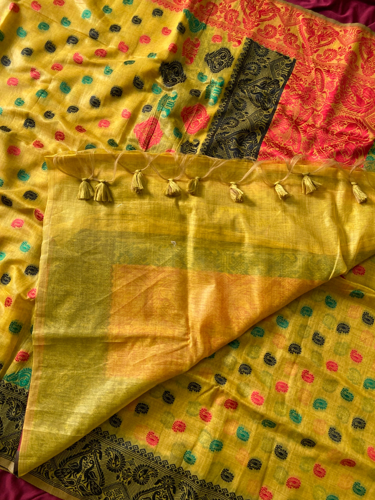 Yellow Muga Cotton Ganga Jamuna Border Saree, view 4