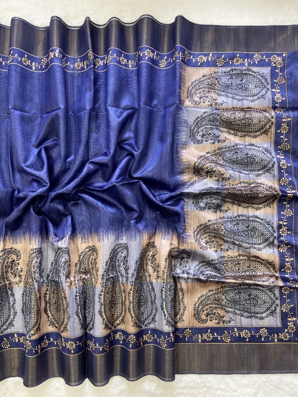 Royal Blue Tussar Silk Paisley Print Saree, view 2
