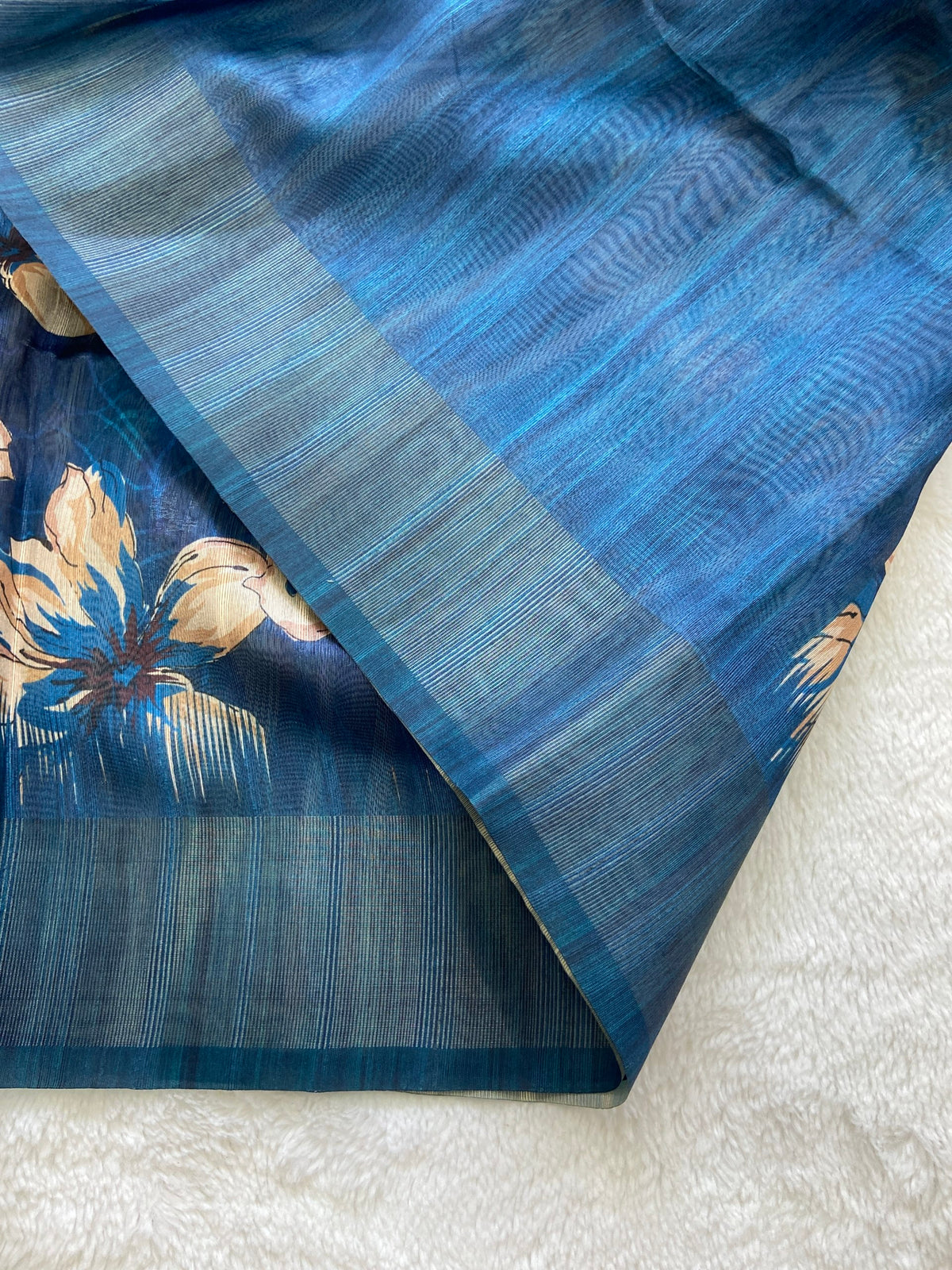 Royal Blue Tussar Silk Blossom Print Saree, view 3