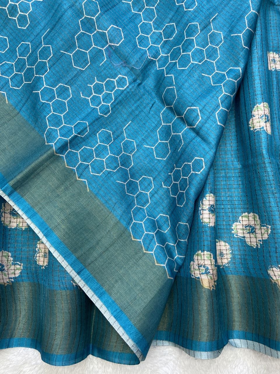 Blue Tussar Silk Dot Print Saree, view 3