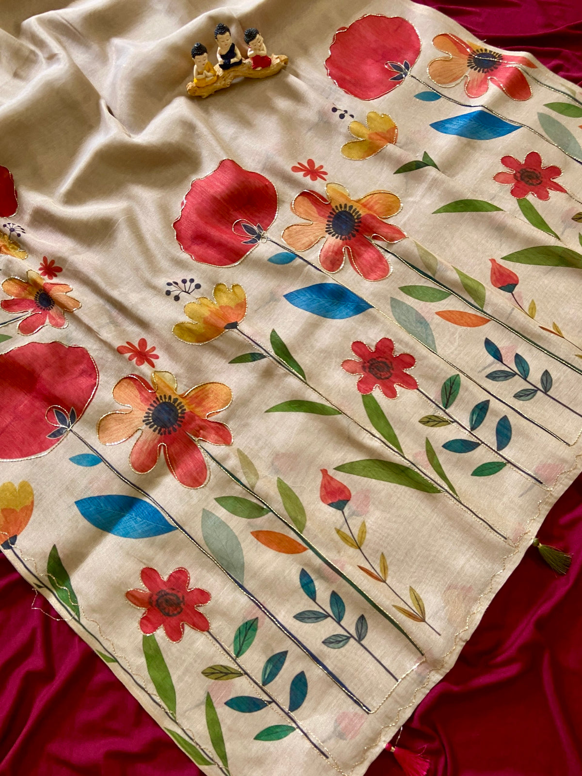 Cream Tissue Silk Floral Print Saree with Aari Pallu, view 3