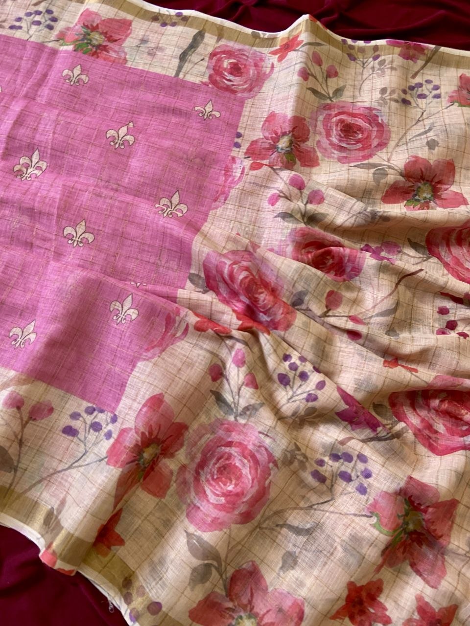 Pink Linen Rose Print Saree with Zari Border, view 3
