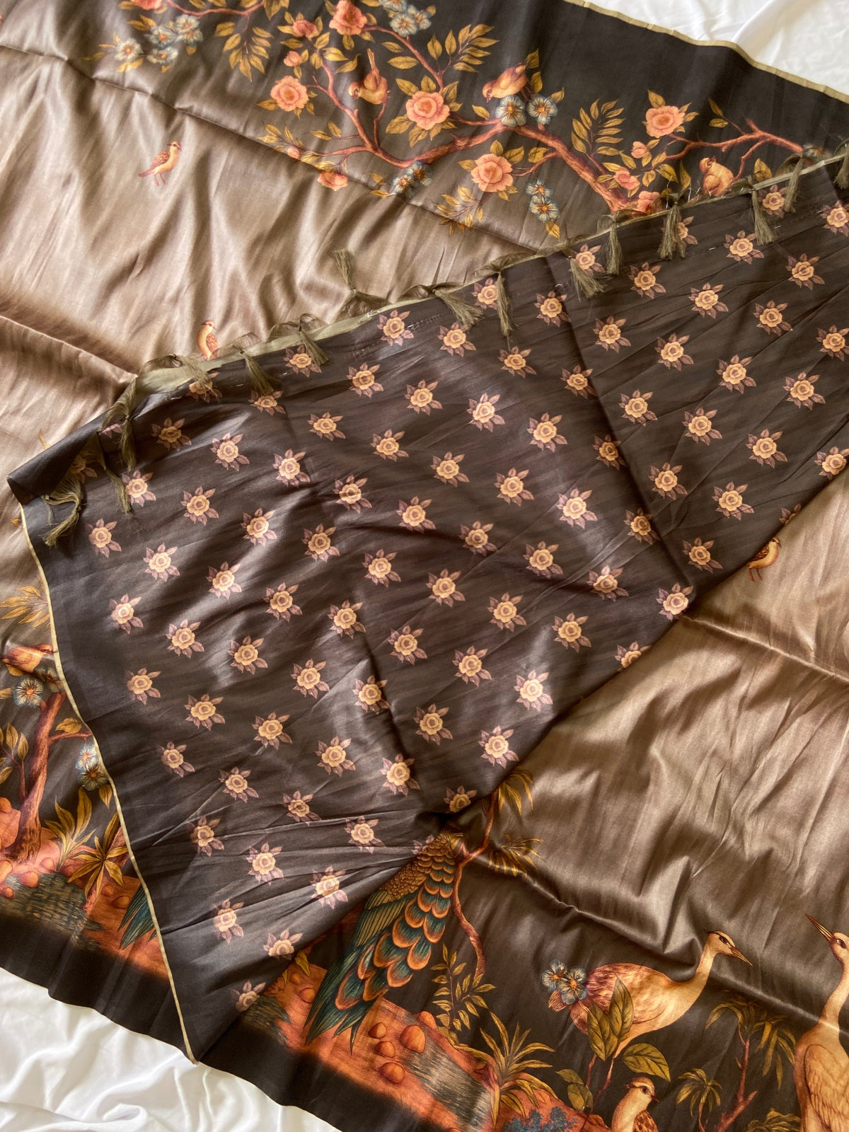 Grey Tussar Silk Crane Print Saree, view 4