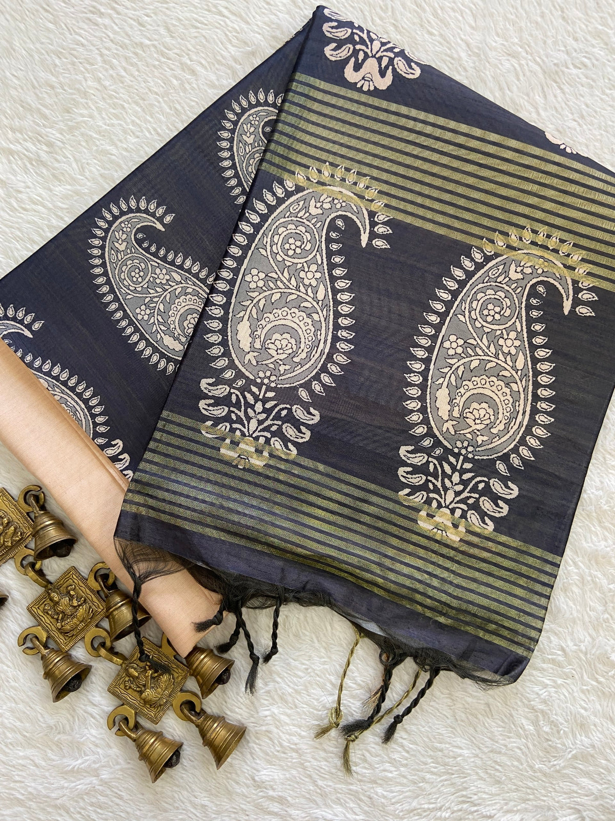 Grey Tussar Silk Paisley Border Saree