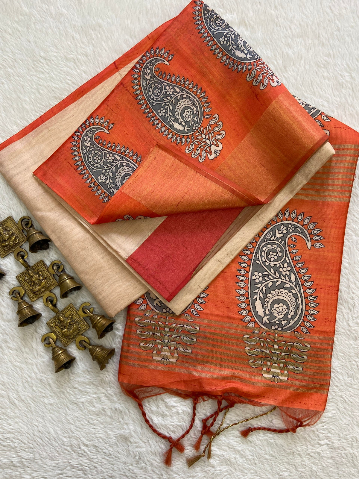 Orange Tussar Silk Paisley Border Saree, view 2