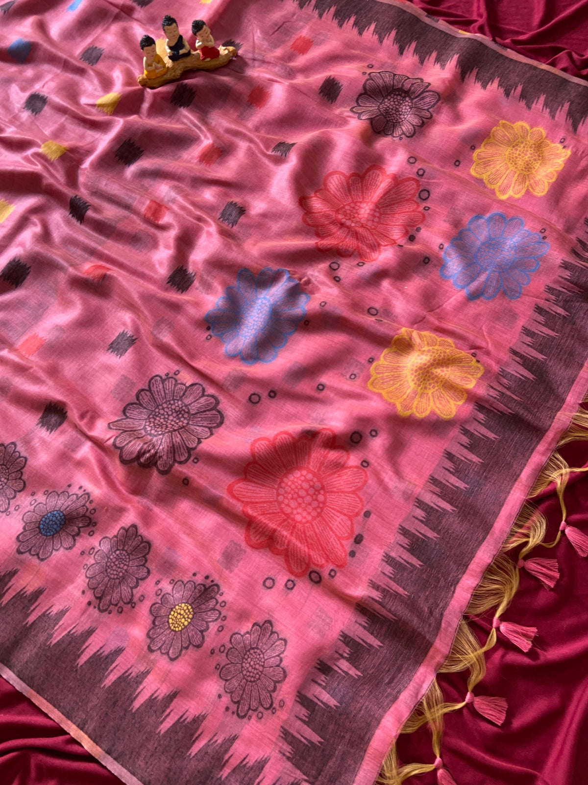 Pink Muga Cotton Temple Border Saree, view 2