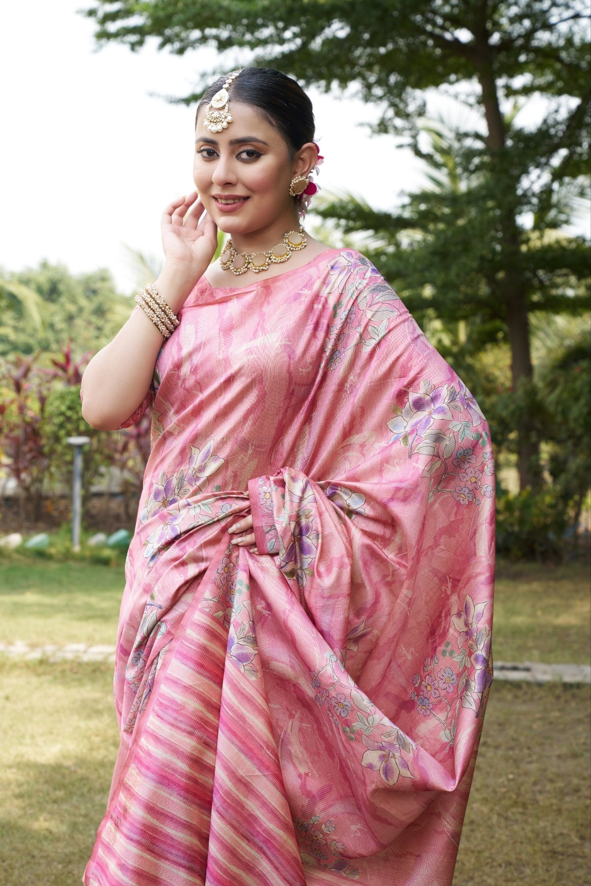 Coral Tussar Silk Zari Line Saree, view 3