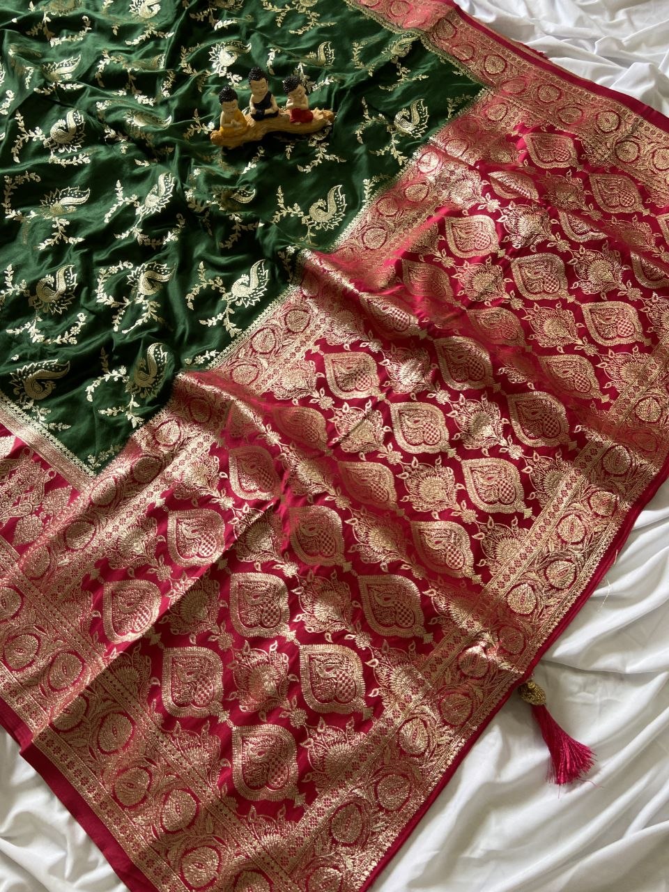 Bottle Green Banarasi Satin Silk Peacock Weave Saree, view 2