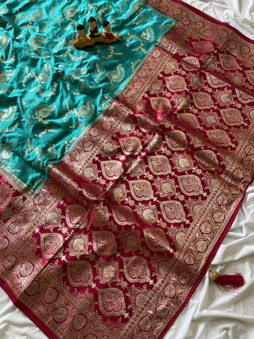 Turquoise Banarasi Satin Silk Peacock Weave Saree, view 2