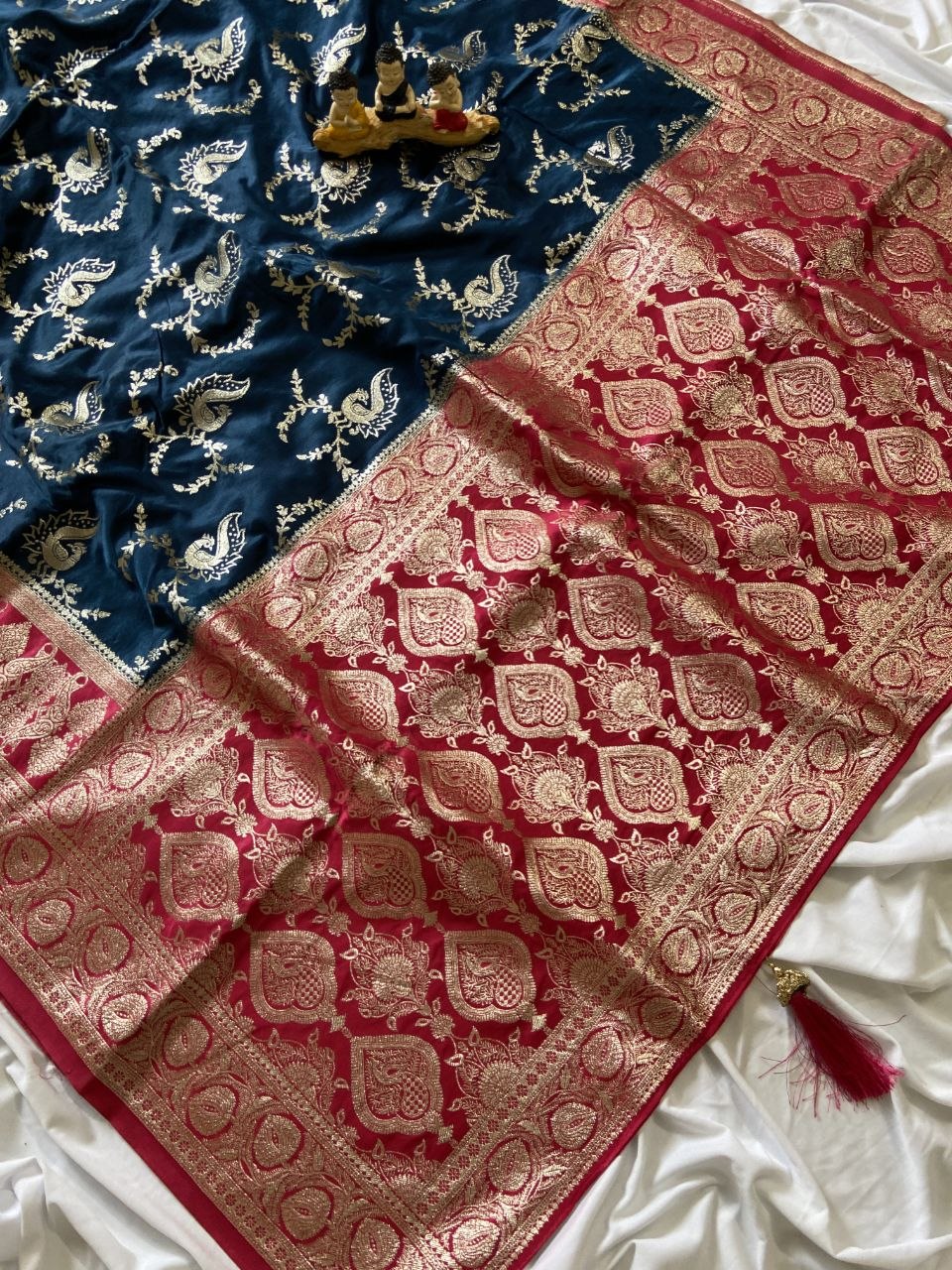 Navy Blue Banarasi Satin Silk Peacock Weave Saree, view 2