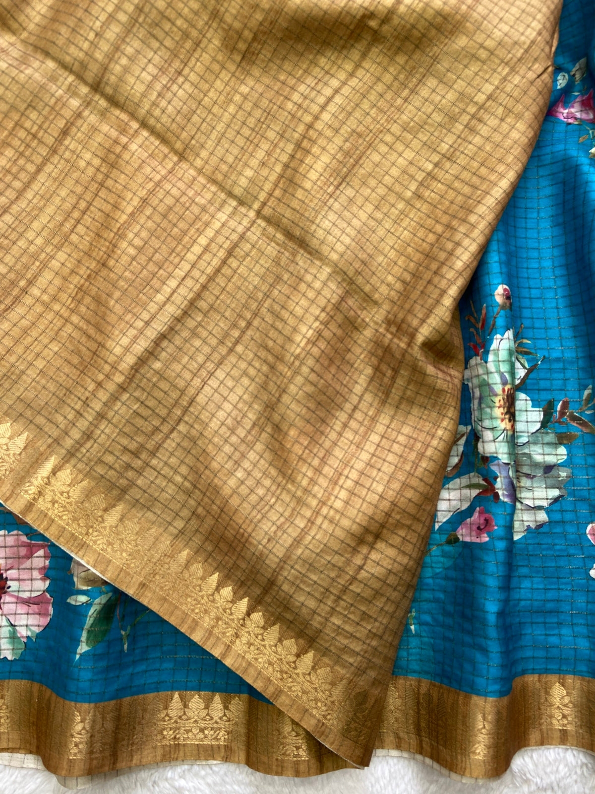 Turquoise Blue Tussar Silk Rose Print Saree, view 3