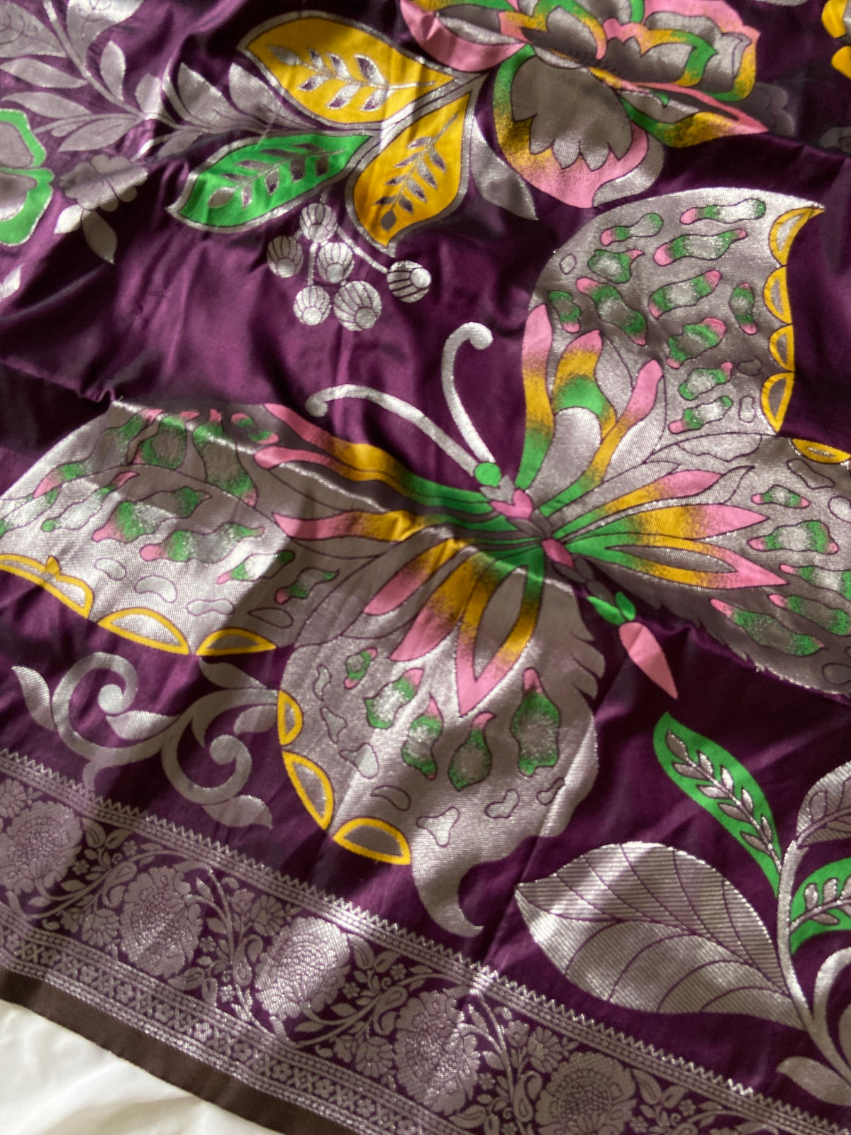Wine Purple Soft Silk Butterfly Zari Saree, view 2