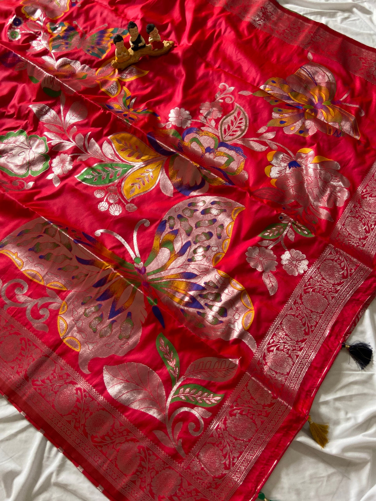 Red Soft Silk Butterfly Zari Saree, view 2
