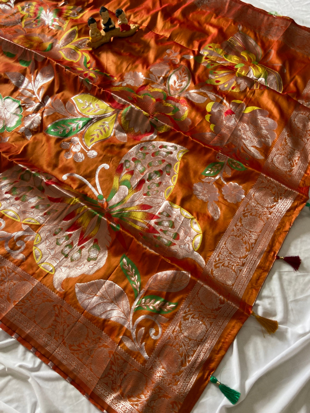 Orange Soft Silk Butterfly Zari Saree, view 2