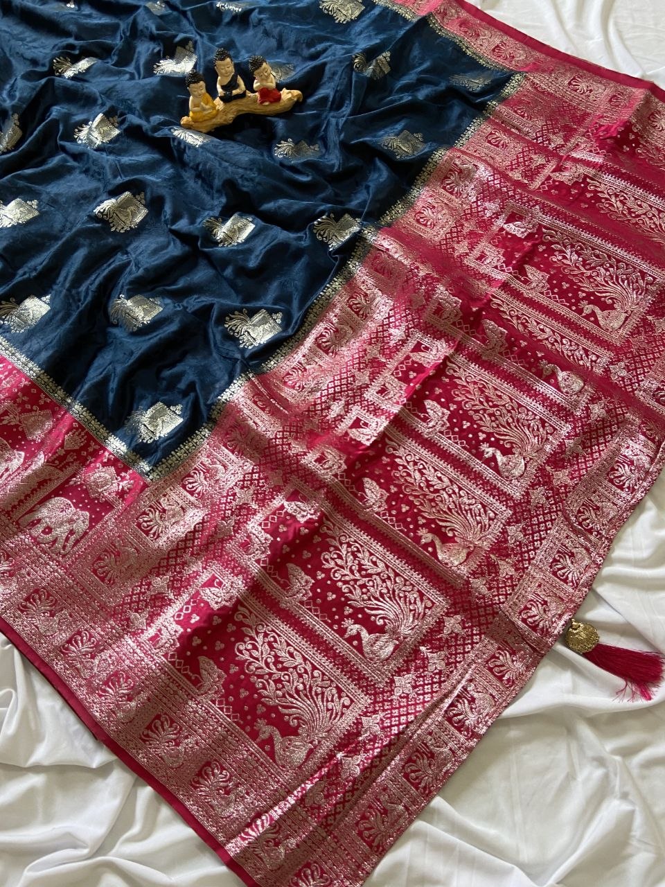 Navy Blue Banarasi Satin Silk Elephant Weave Saree, view 2