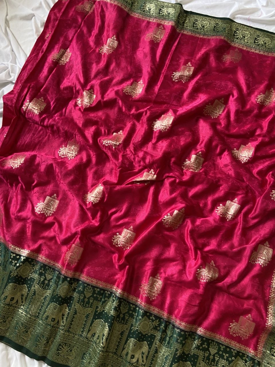 Rani Pink Banarasi Satin Silk Elephant Weave Saree, view 3