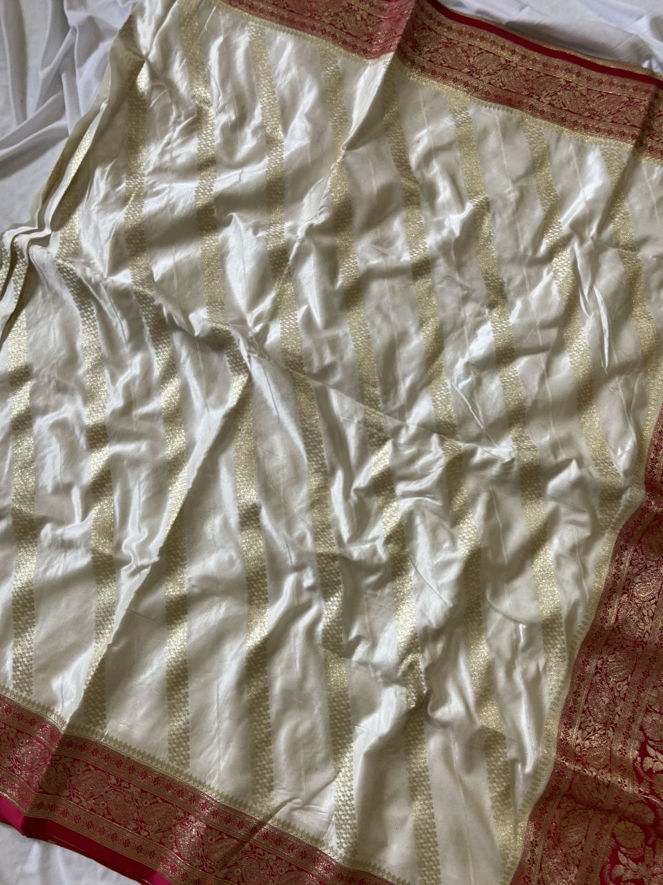 Cream Banarasi Satin Silk Woven Saree, view 3