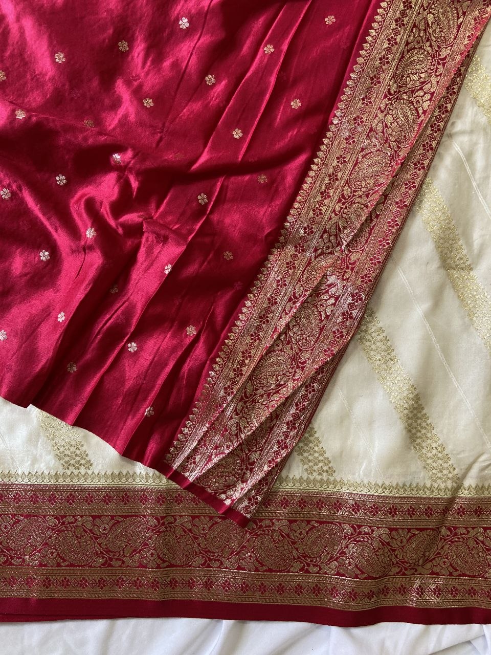Cream Banarasi Satin Silk Woven Saree, view 4