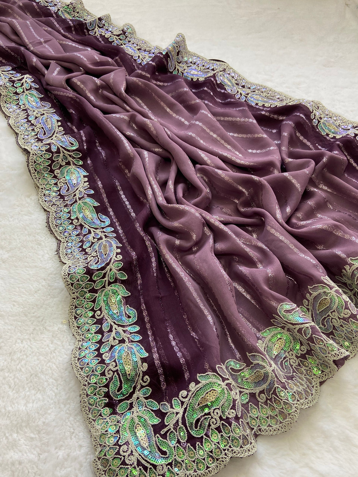 Mauve Embroidered Sequin Saree with Cutwork Border, view 5
