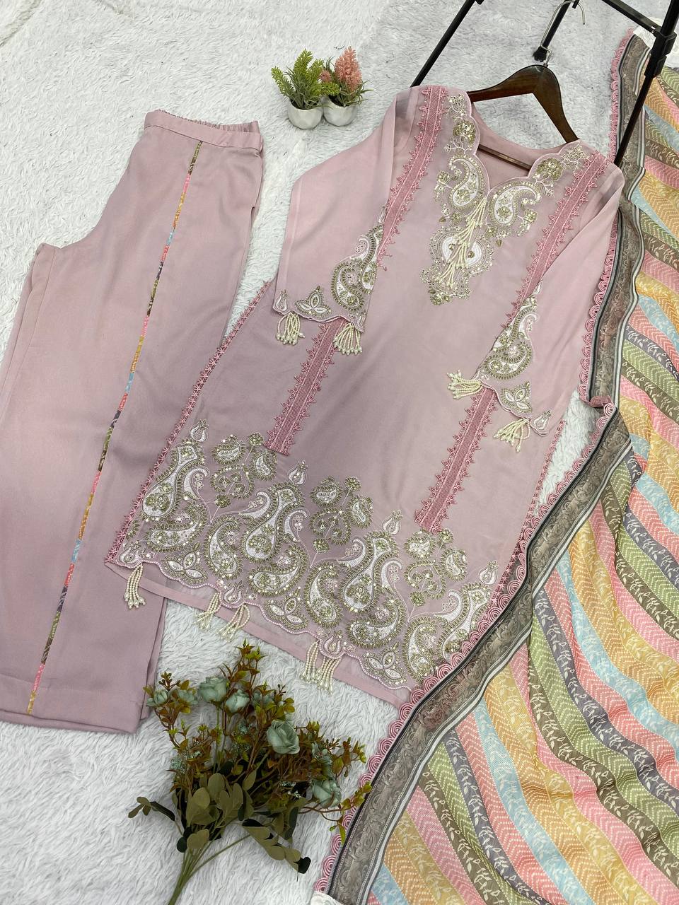 Mauve Star Georgette Sequin Kurta Palazzo Set, view 5