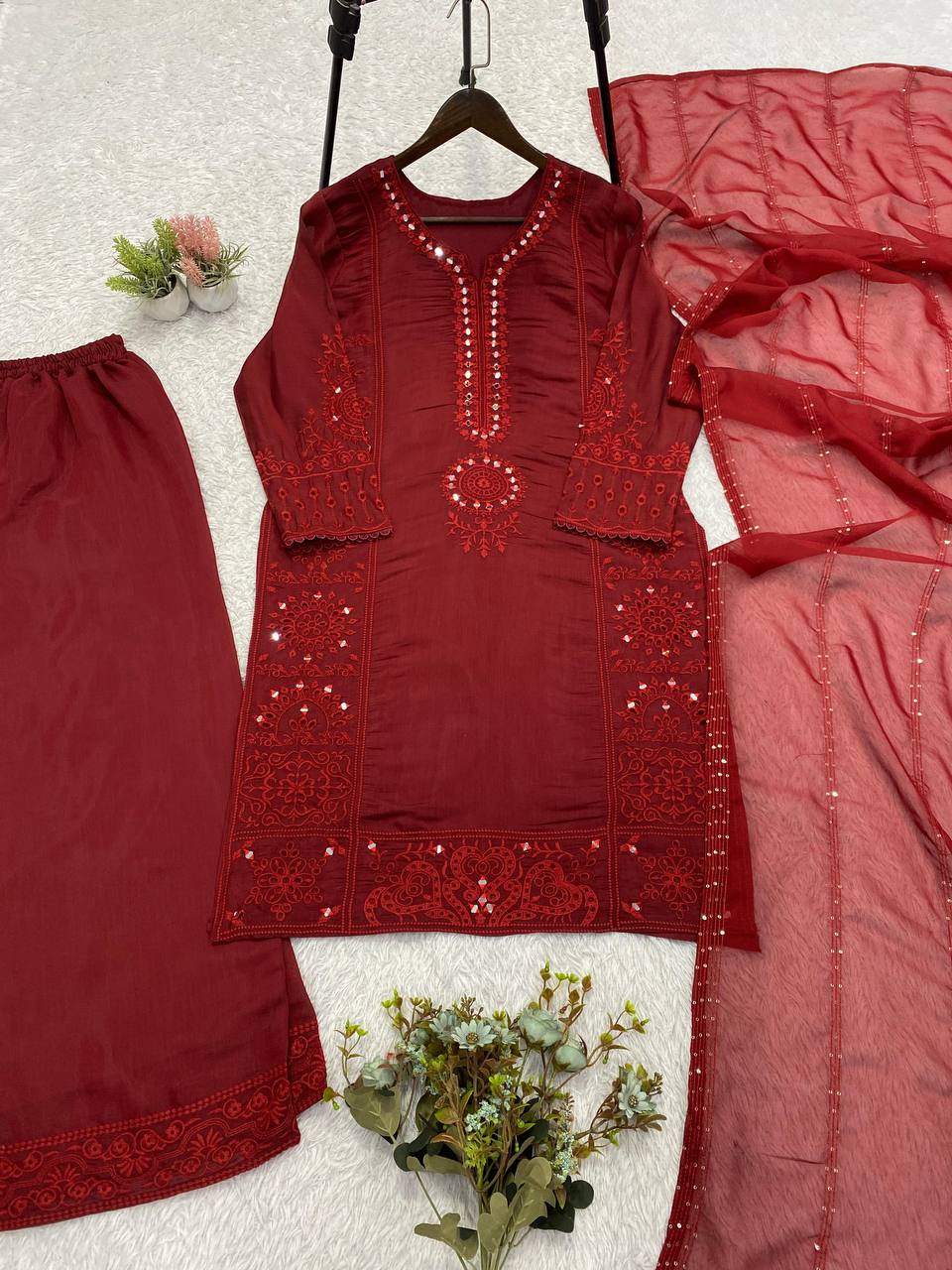 Maroon Mul Chanderi Mirror Work Kurta Palazzo Set, view 4