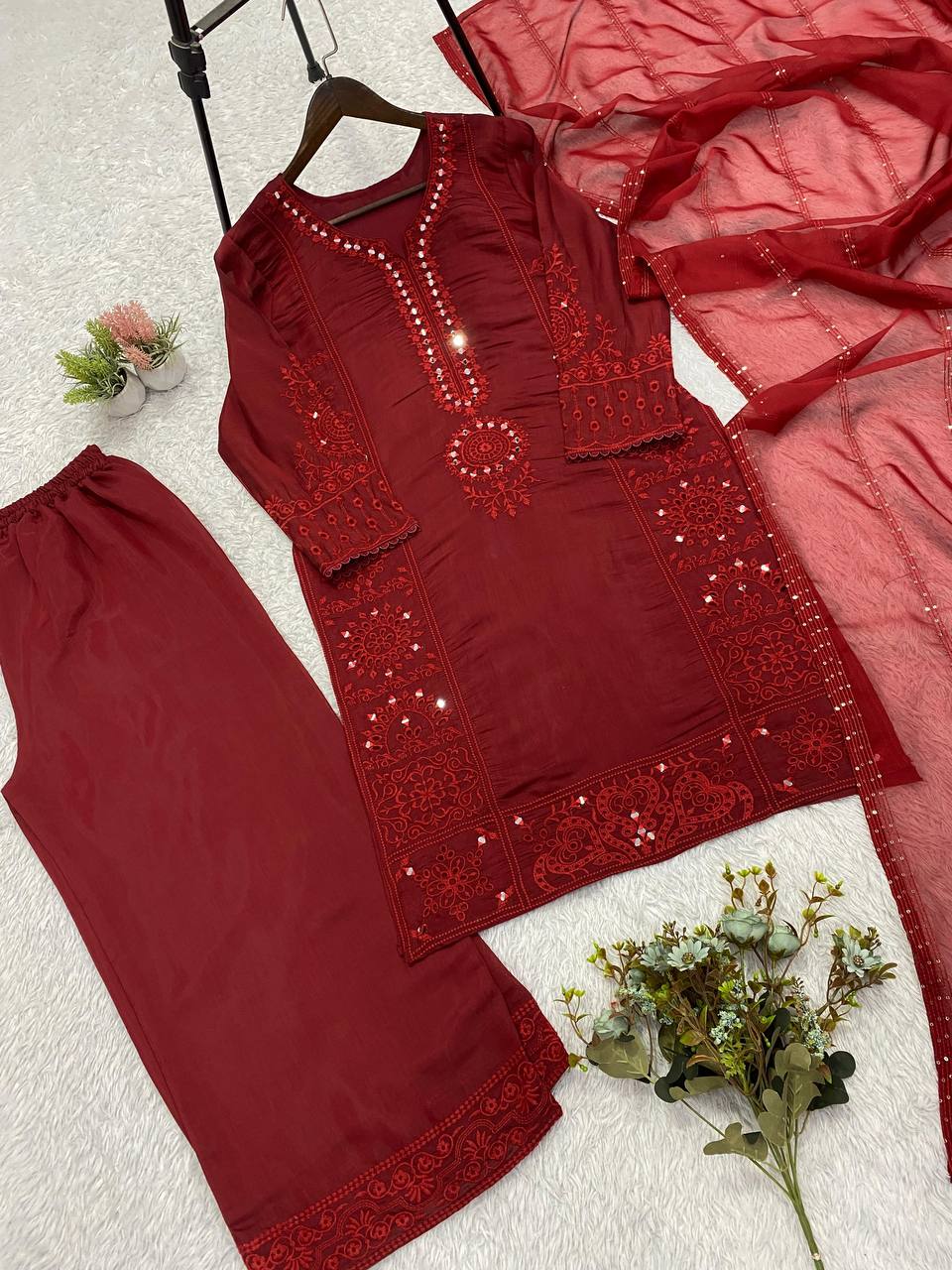Maroon Mul Chanderi Mirror Work Kurta Palazzo Set, view 5
