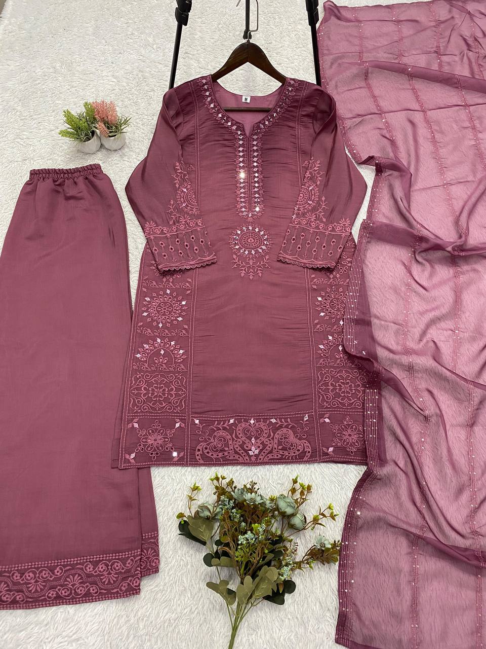 Mauve Mul Chanderi Mirror Work Kurta Palazzo Set, view 4
