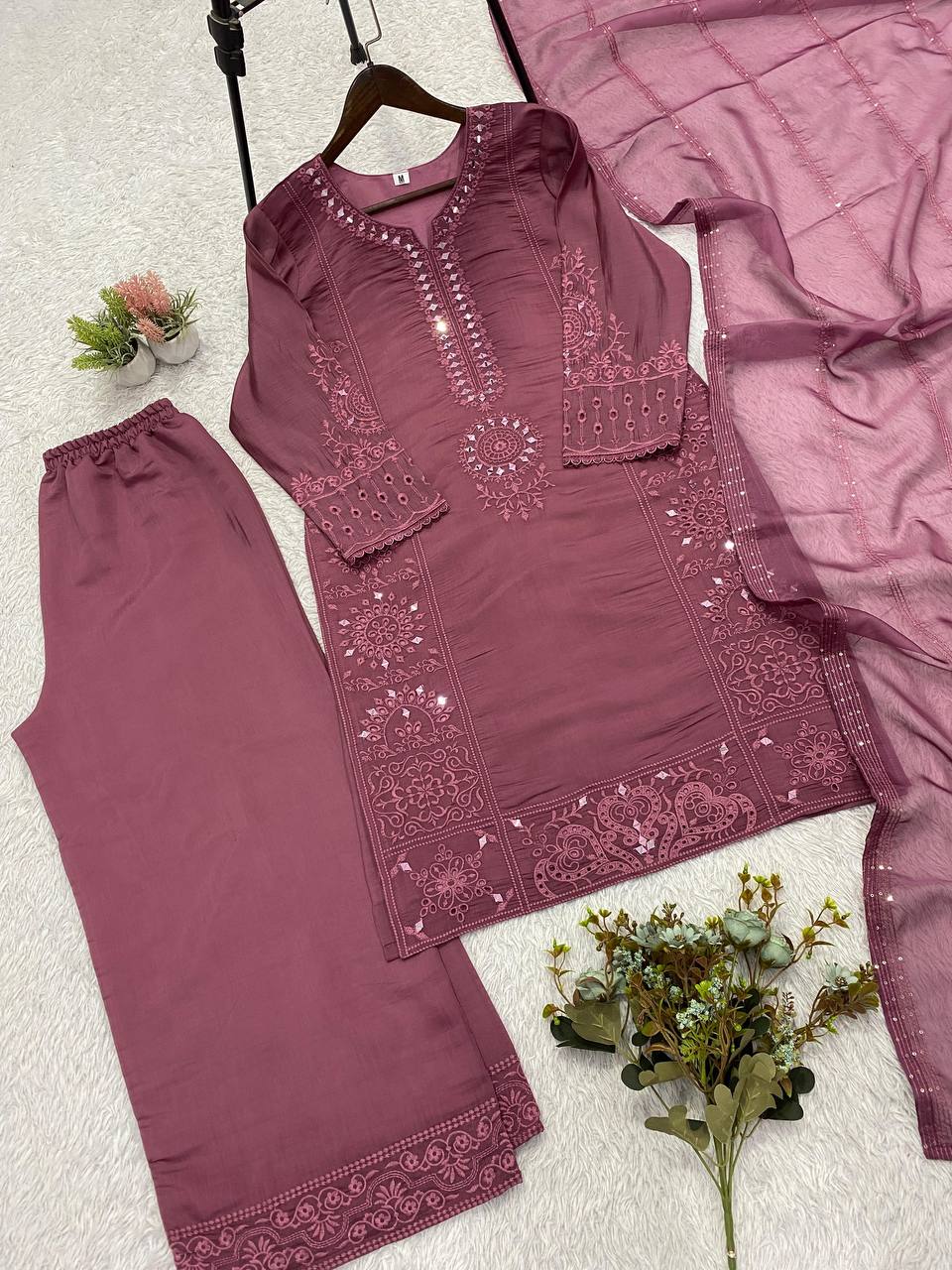 Mauve Mul Chanderi Mirror Work Kurta Palazzo Set, view 5