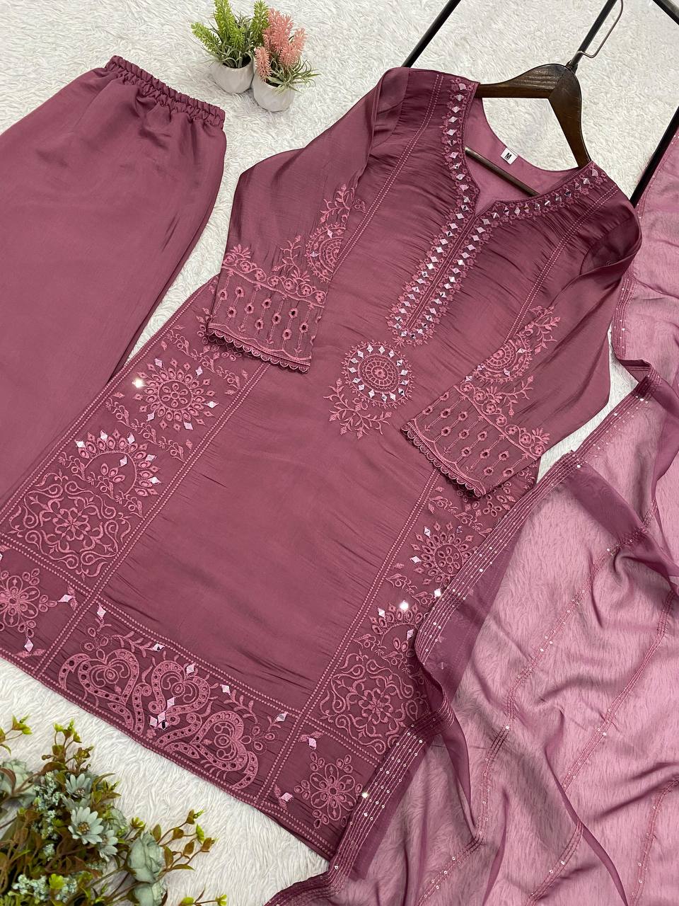 Mauve Mul Chanderi Mirror Work Kurta Palazzo Set, view 6