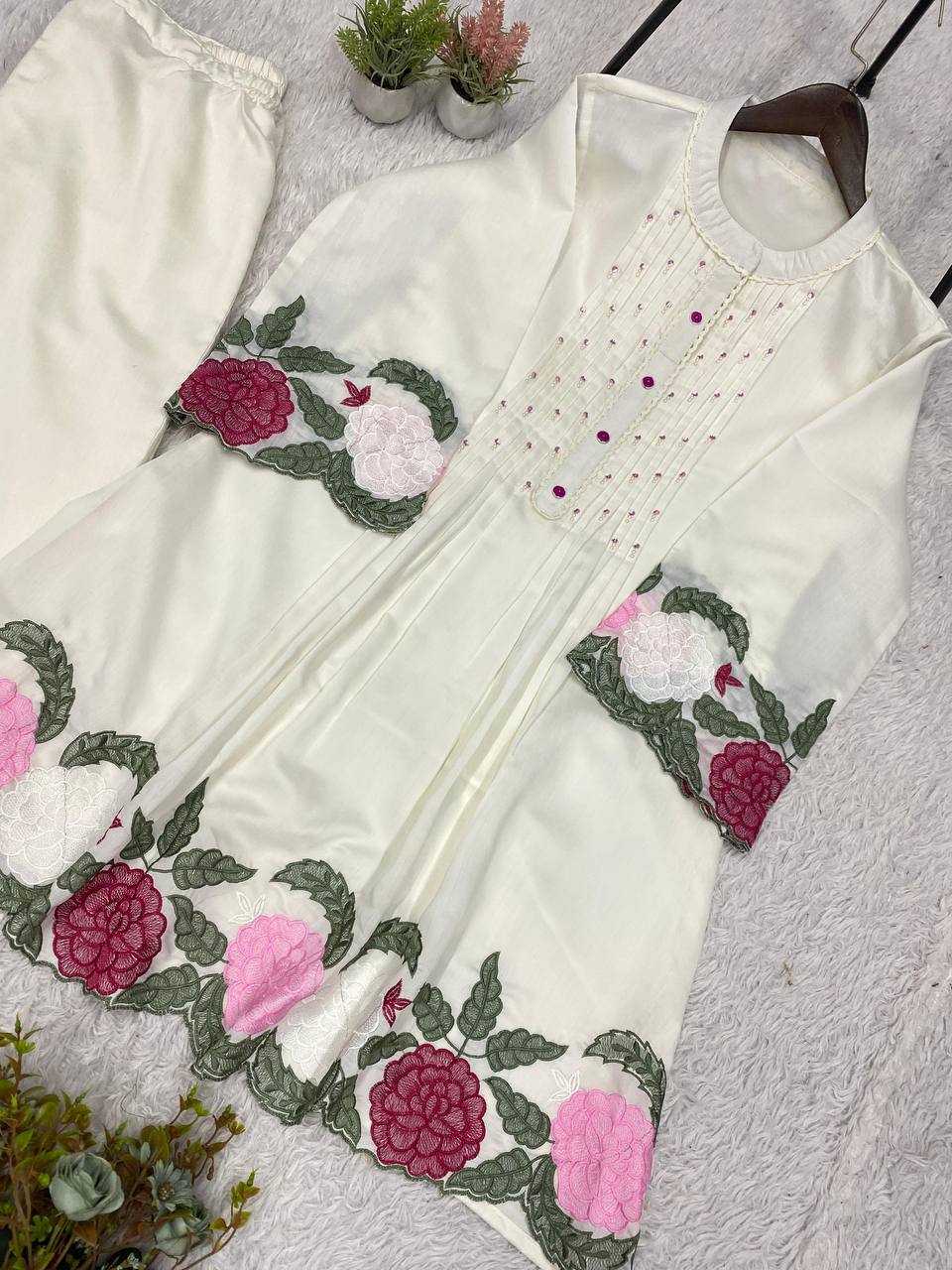 Off-White Roman Silk Embroidered Co-ord Set, view 5