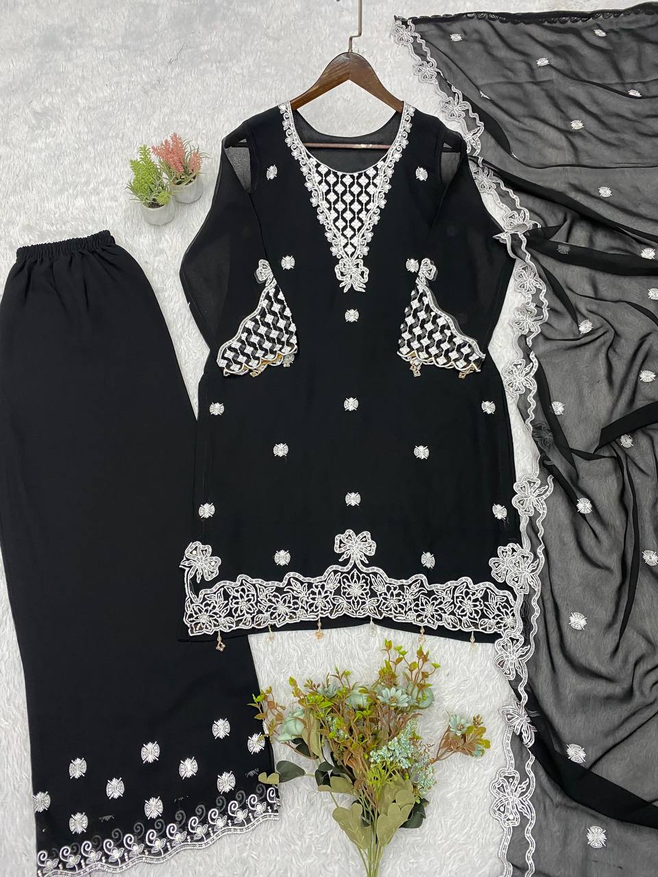 Black Georgette Sequin Kurta Palazzo Set, view 4