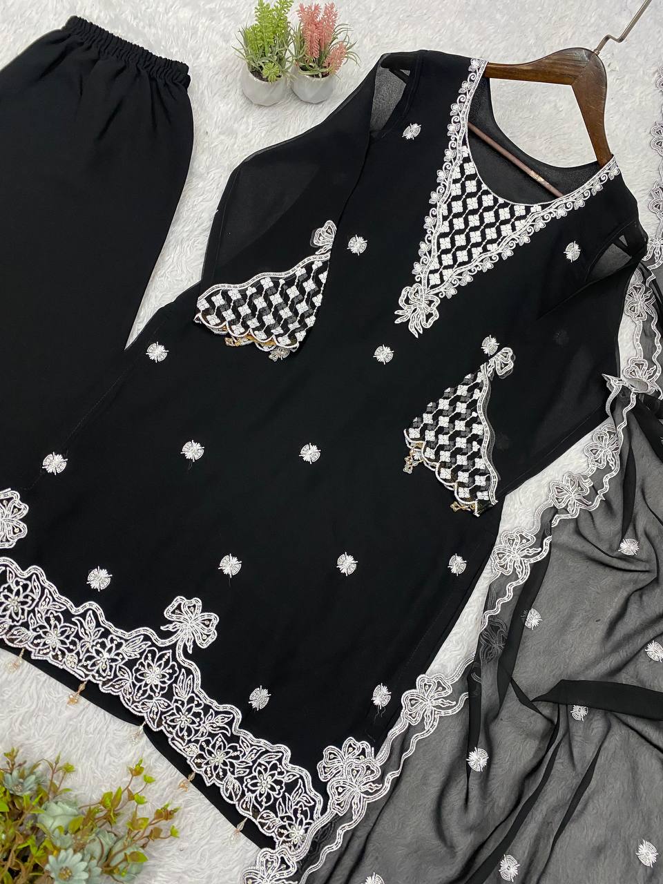 Black Georgette Sequin Kurta Palazzo Set, view 6